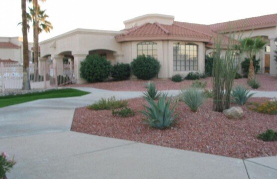 Arizona vacation rental for seniors